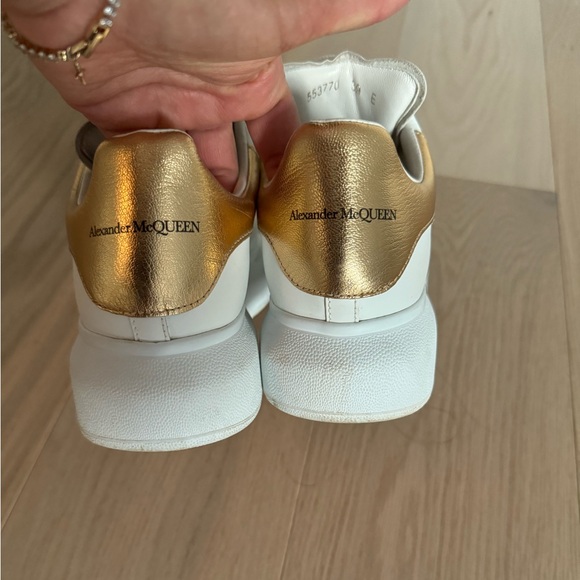 Alexander McQueen sneakers - Picture 2 of 6